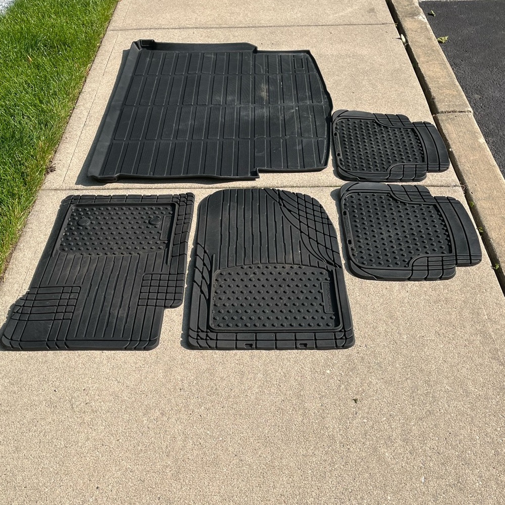 Weather tech Black Car Floor Mats Set